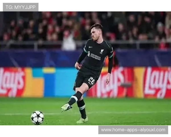 利物浦前场压迫恢复亮眼,罗伯逊上下贯穿明显